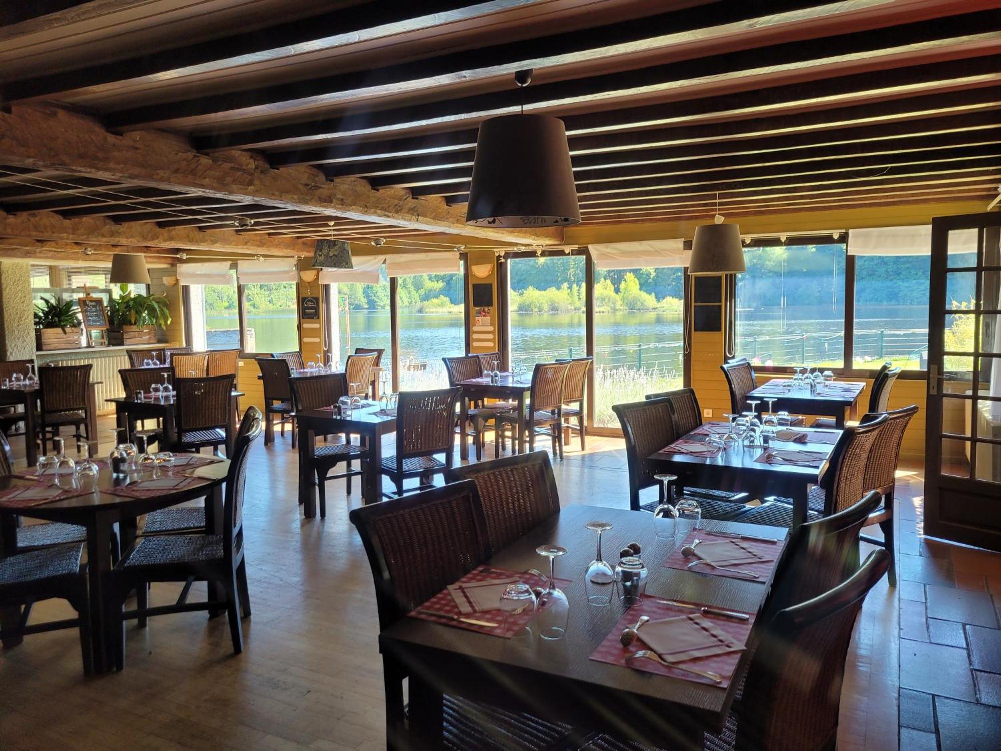 Le Lac Des Moines Condat  Dış mekan fotoğraf
