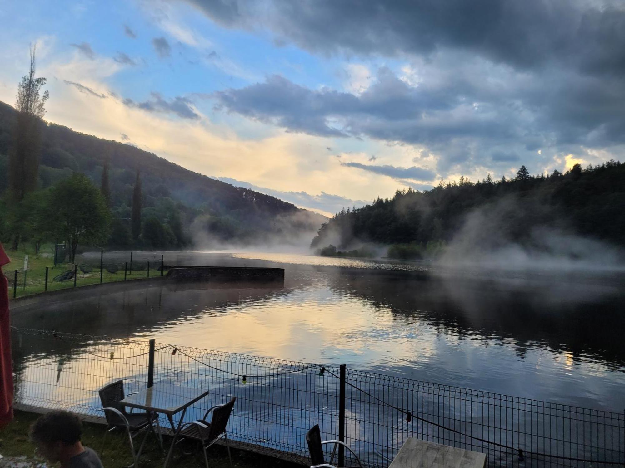Le Lac Des Moines Condat  Dış mekan fotoğraf